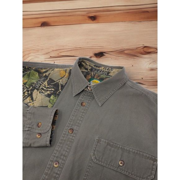 Cabela’s Outdoor Gear Men’s XL Olive Button-Up Shirt Camo Patch Hunting Workwear - Picture 1 of 11